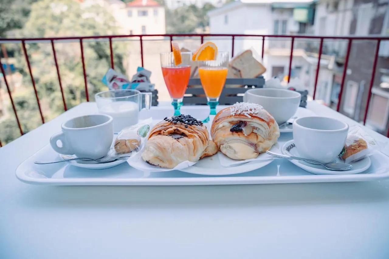 La Collina Di Capodimonte Acomodação com café da manhã Nápoles